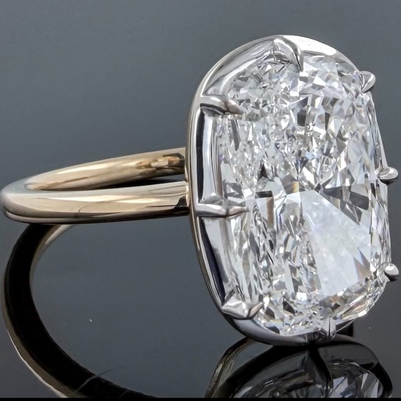 5.05 carat E VS1 cushion two toned vintage style lab diamond engagement ring - Picture 3 of 10